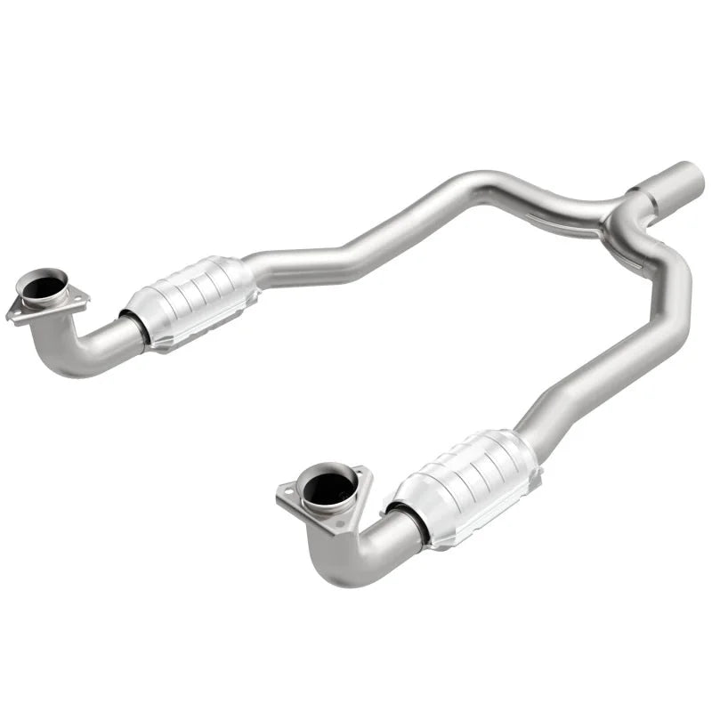 Magnaflow Conv 49X6.5X4 2.25/3 fits 1986-1991 Chevrolet Corvette - Side View
