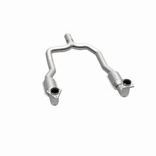 Load image into Gallery viewer, Magnaflow Conv 49X6.5X4 2.25/3 fits 1986-1991 Chevrolet Corvette - Back View