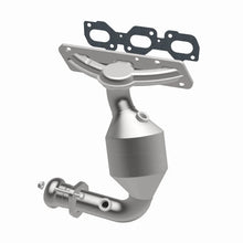 Load image into Gallery viewer, Magnaflow Conv DF 02-05 Ford Escape 3.0L - Back View