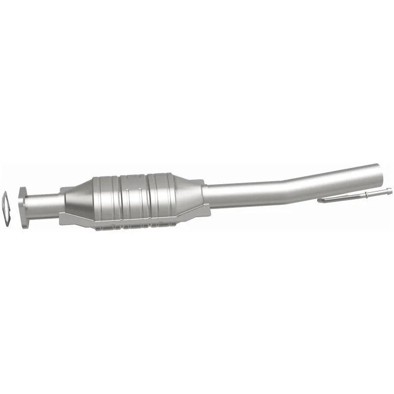 Magnaflow Conv DF 03-04 Ford Escape 3.0L - Side View