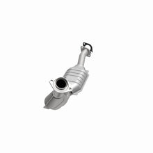 Load image into Gallery viewer, Magnaflow Conv DF 03-06 Ford Crown Victoria / 03-06 Lincoln Town Car 4.6L (California) - Additional View 9