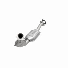 Load image into Gallery viewer, Magnaflow Conv DF 03-06 Ford Crown Victoria / 03-06 Lincoln Town Car 4.6L (California) - Additional View 10