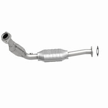 Load image into Gallery viewer, Magnaflow Conv DF 03-06 Ford Crown Victoria / 03-06 Lincoln Town Car 4.6L (California) - Additional View 16