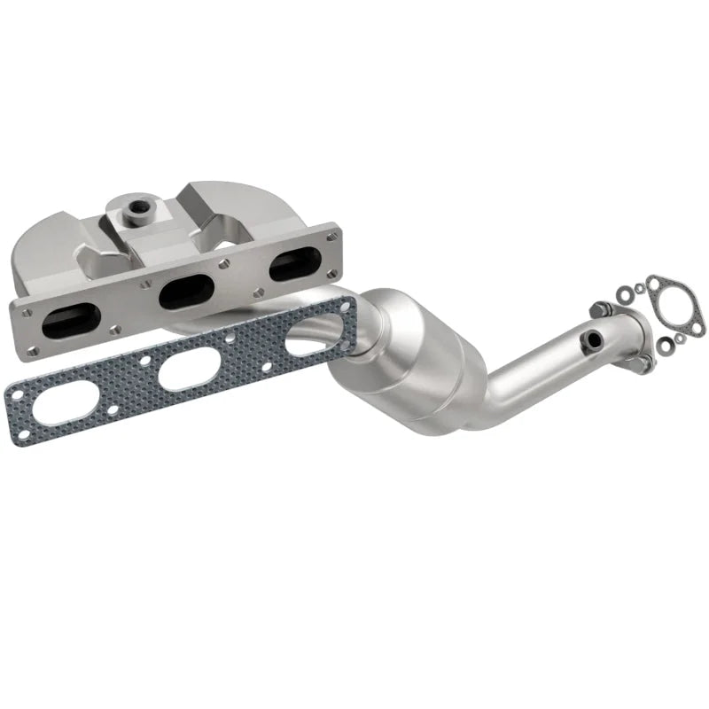 Magnaflow Conv DF 04-05 BMW 530i 3.0L Front - Side View