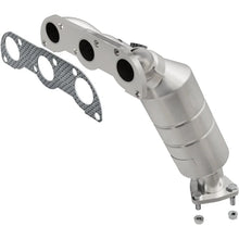 Load image into Gallery viewer, Magnaflow Conv DF 04-05 Suzuki Verona 2.5L - Main Product View