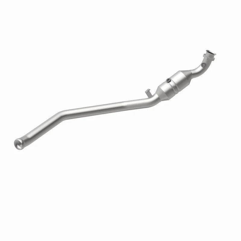 Magnaflow Conv DF 06-11 ML350 3.5L ds - Installation View