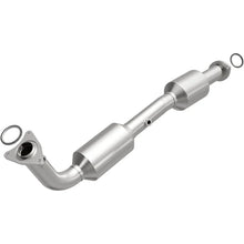 Load image into Gallery viewer, Magnaflow Conv DF 07-08 Toyota Tundra 5.7L P/S - Side View