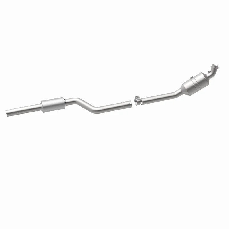 Magnaflow Conv DF 08-10 C300 3.0L P/S - Side View