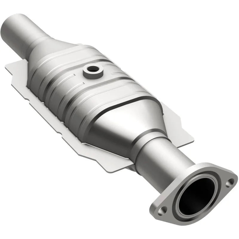 Magnaflow Conv DF 10-12 Ford Fusion 2.5L - Installation View