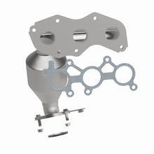 Load image into Gallery viewer, Magnaflow Conv DF 10-14 RX450H 3.5L Left - Additional View 5