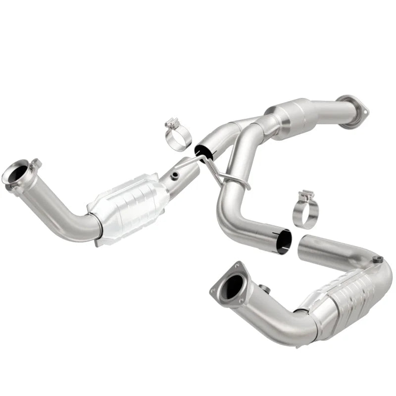 Magnaflow Conv DF 11-13 Chev Silverado 2500 HD/3500 HD 6.0L - Side View