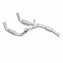 Load image into Gallery viewer, Magnaflow Conv DF 11-13 Chev Silverado 2500 HD/3500 HD 6.0L - Additional View 7