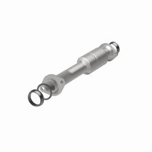 Load image into Gallery viewer, Magnaflow Conv DF 11-15 Sienna 3.5 Underbody - Additional View 7