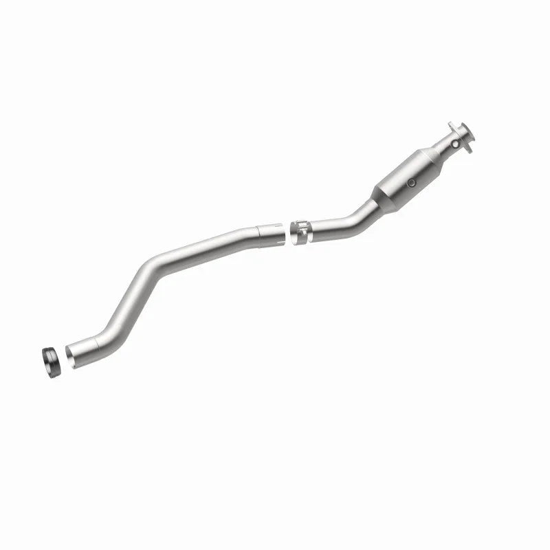 Magnaflow Conv DF 13-14 Mercedes-Benz GL450 V8 4.6 OEM Underbody - Back View