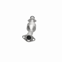 Load image into Gallery viewer, Magnaflow Conv DF 1.6L Underbody fits 2013-2015 Nissan Juke Nismo / 2014-2015 Nissan Juke Nismo RS / 2011-2017 Nissan Juke S