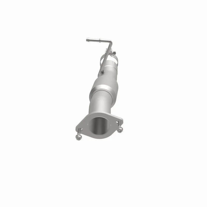 Magnaflow Conv DF 2001-2006 Chevrolet Silverado 3500 - Back View