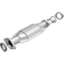 Load image into Gallery viewer, Magnaflow Conv DF 2003-2006 MONTERO 3.8 L Underbody - Main Product View