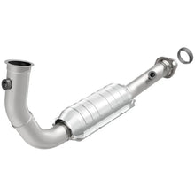 Load image into Gallery viewer, Magnaflow Conv DF 2004 Liberty P/S frt - Main Product View