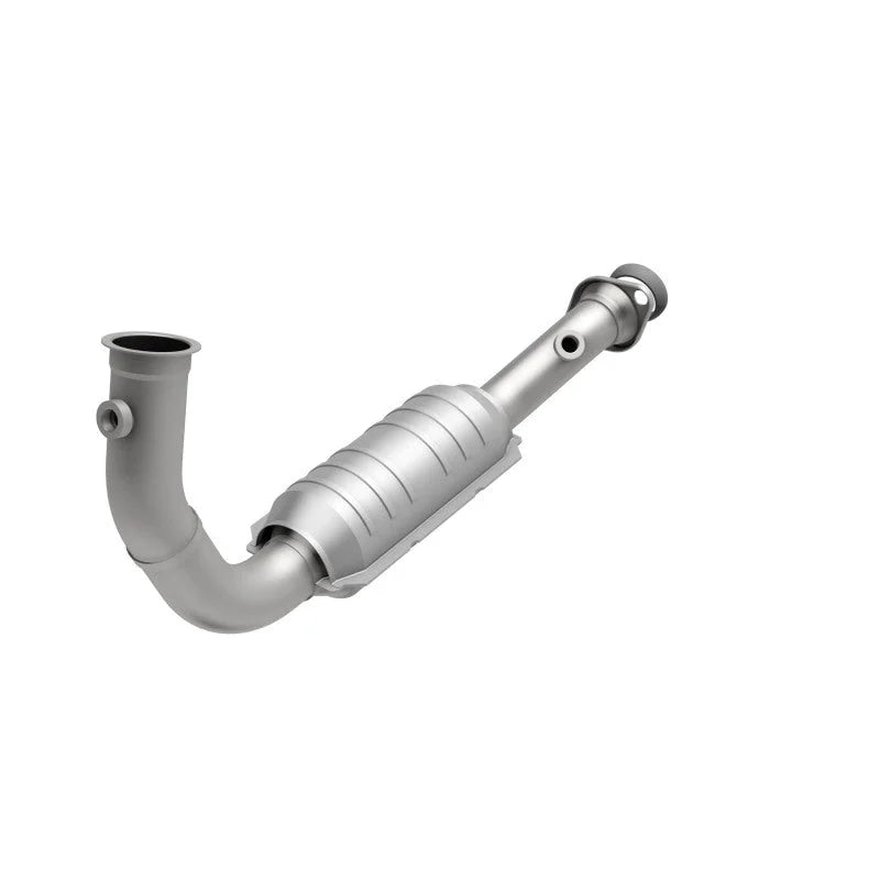 Magnaflow Conv DF 2004 Liberty P/S frt OEM - Installation View