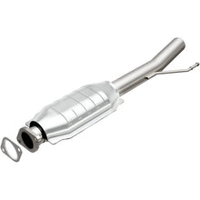 Load image into Gallery viewer, Magnaflow Conv DF 2005 Ford Escape 3.0L - Main Product View