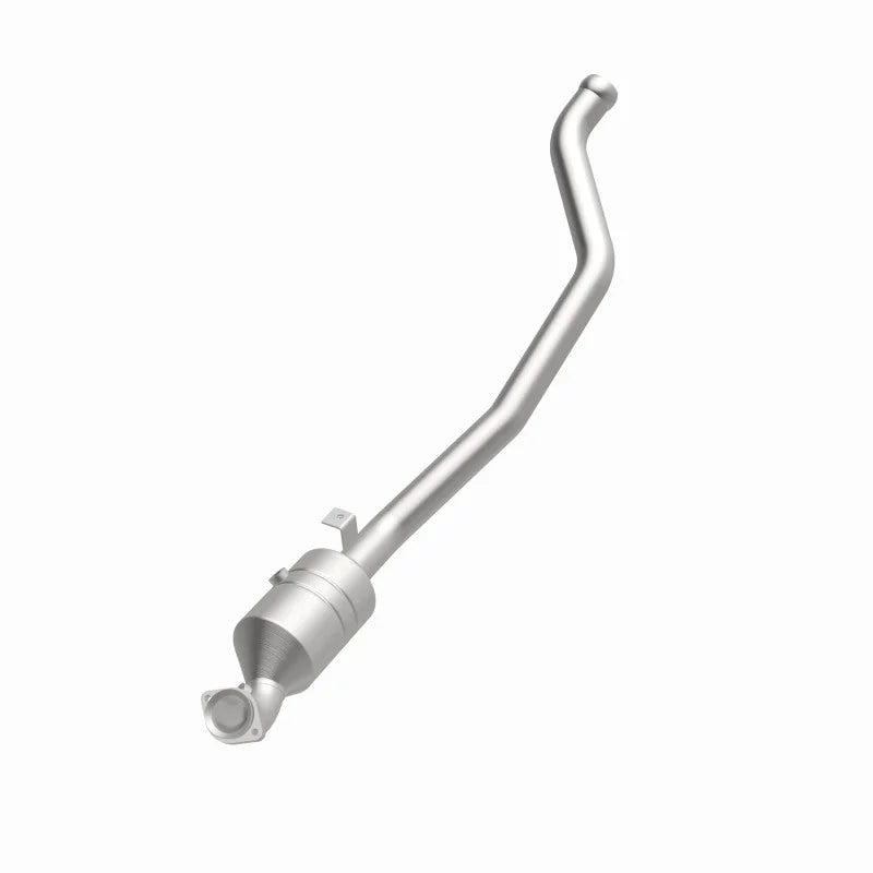 Magnaflow Conv DF 2006-2011 R350 3.5 L Underbody - Additional View 8