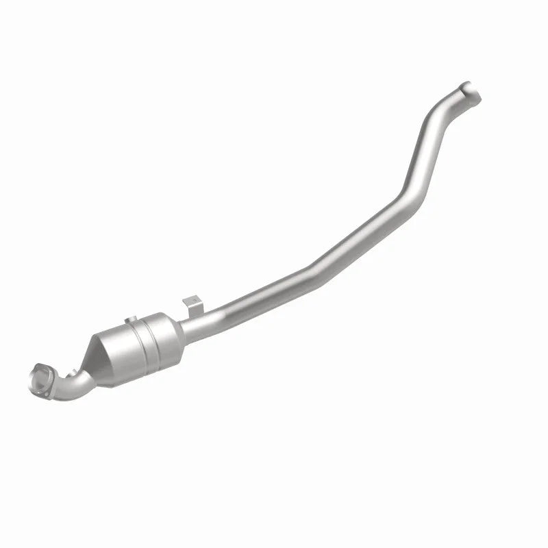 Magnaflow Conv DF 2006-2011 R350 3.5 L Underbody - Additional View 10