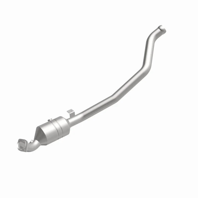Magnaflow Conv DF 2006-2011 R350 3.5 L Underbody - Additional View 11