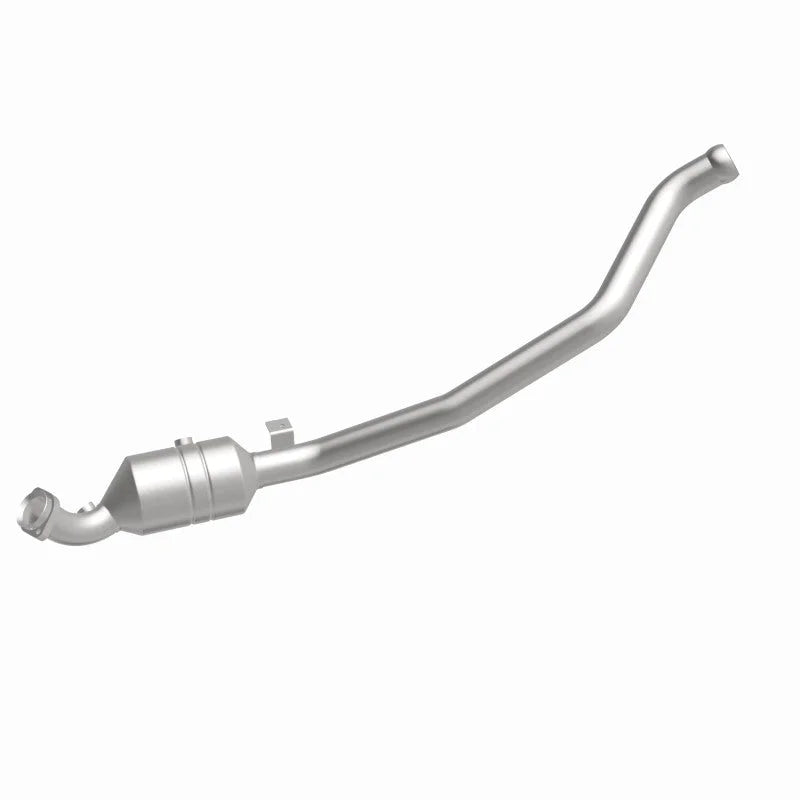 Magnaflow Conv DF 2006-2011 R350 3.5 L Underbody - Additional View 12