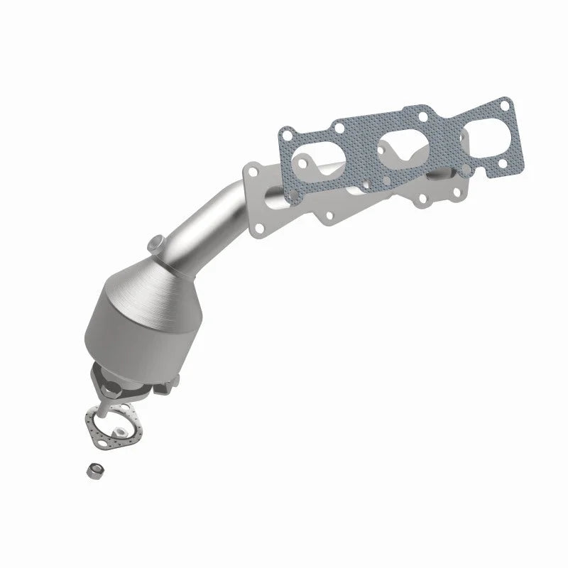 Magnaflow Conv DF 2007-2009 Sorento 3.3 3.8 L Manifold - Installation View