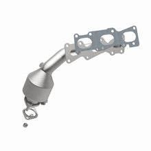 Load image into Gallery viewer, Magnaflow Conv DF 2007-2009 Sorento 3.3 3.8 L Manifold - Installation View