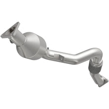 Load image into Gallery viewer, Magnaflow Conv DF 2007-2010 Q7 V6 3.6 OEM Underbody - Main Product View