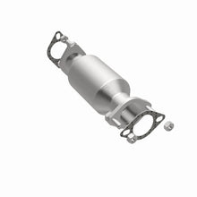 Load image into Gallery viewer, Magnaflow Conv DF 2007 Sorento V6 3.8 OEM Underbody - Installation View