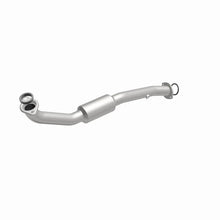 Load image into Gallery viewer, Magnaflow Conv DF 2009-2012 Highlander 2.7 L Underbody - Additional View 10