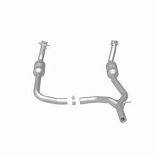 Load image into Gallery viewer, Magnaflow Conv DF 2009-2014 E-150 4.6 L Underbody - Additional View 11