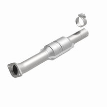 Load image into Gallery viewer, Magnaflow Conv DF 2010-2012 VENZA 2.7L Underbody - Side View