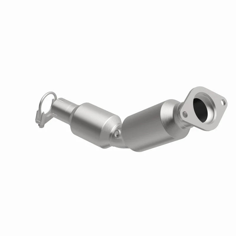 Magnaflow Conv DF 2010-2015 Prius L4 1.8 OEM Underbody - Additional View 10