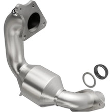 Load image into Gallery viewer, Magnaflow Conv DF 2011-2015 Juke L4 1.6 OEM Underbody - Main Product View
