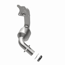 Load image into Gallery viewer, Magnaflow Conv DF 2011-2015 Juke L4 1.6 OEM Underbody - Installation View