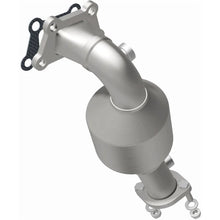 Load image into Gallery viewer, Magnaflow Conv DF 2012-2014 Equinox 3 3.6 L Underbody - Back View