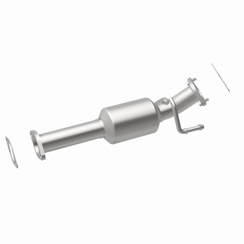 Magnaflow Conv DF 2012-2014 Sonic L4 1.8 OEM Underbody - Back View