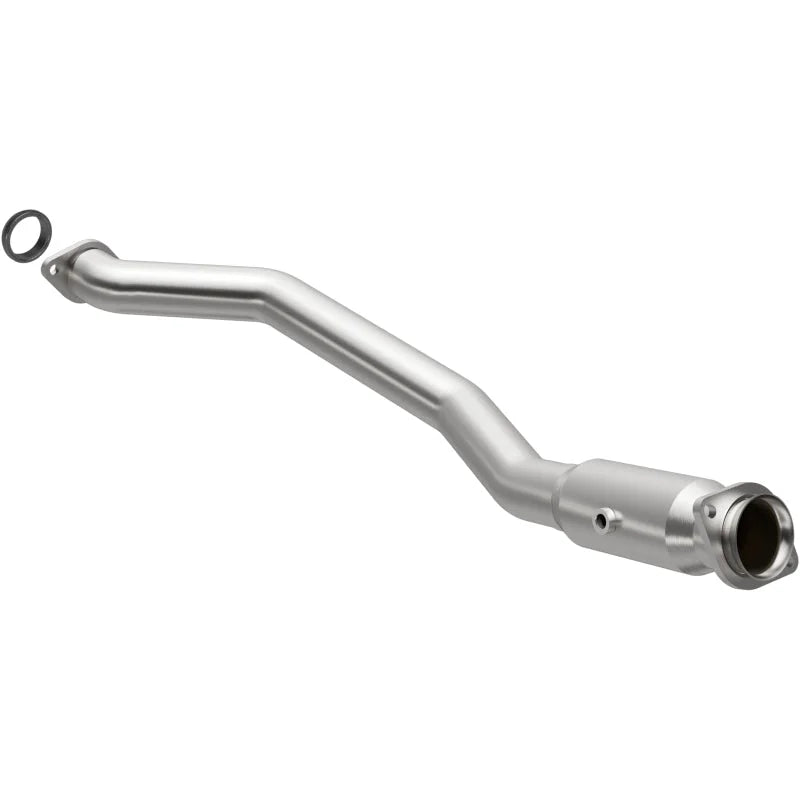 Magnaflow Conv DF 2012-2017 Grand Cherokee V8 6.4 OEM Underbody - Main Product View