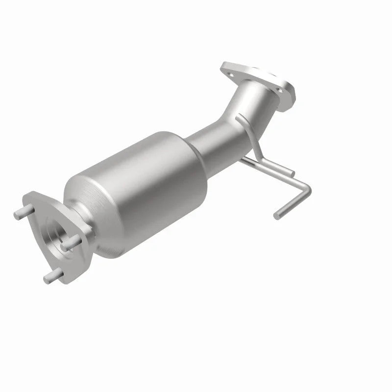 Magnaflow Conv DF 2014 Civic L4 1.8 OEM Underbody - Side View