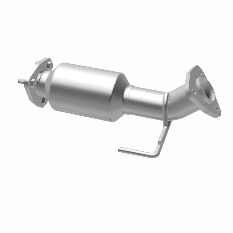 Magnaflow Conv DF 2014 Civic L4 1.8 OEM Underbody - Back View