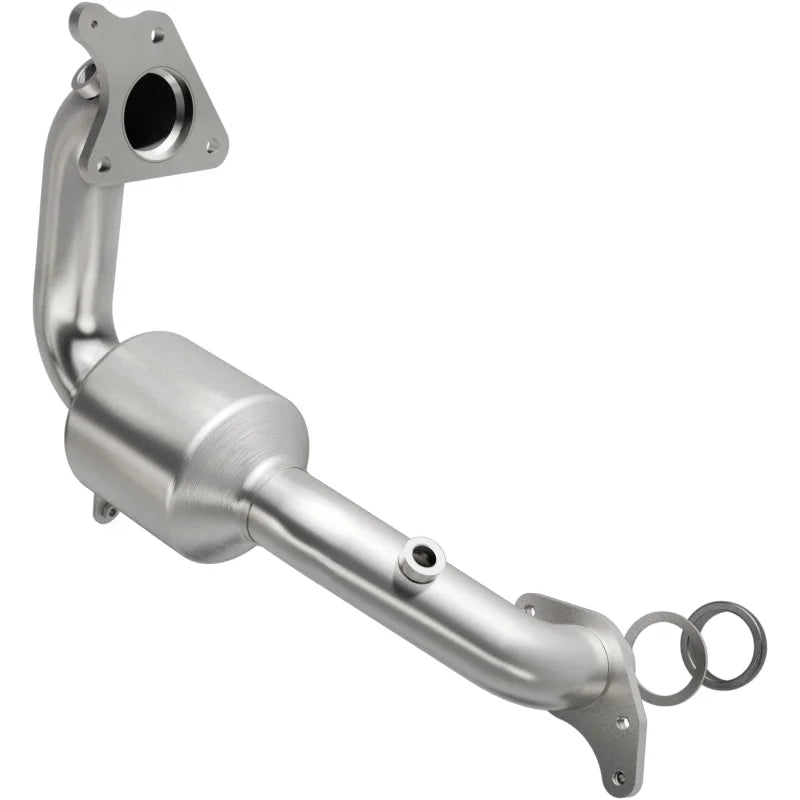 Magnaflow Conv DF 2015 Juke L4 1.6L OEM - Side View