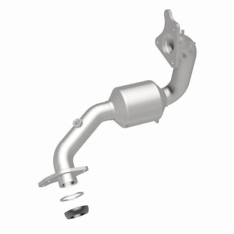 Magnaflow Conv DF 2015 Juke L4 1.6L OEM - Installation View