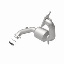 Load image into Gallery viewer, Magnaflow Conv DF 2015 Juke L4 1.6L OEM - Additional View 12