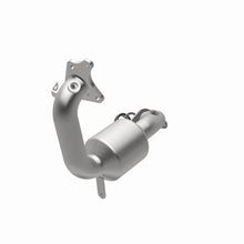 Load image into Gallery viewer, Magnaflow Conv DF 2015 Juke L4 1.6L OEM - Additional View 14