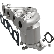 Load image into Gallery viewer, Magnaflow Conv DF 2017 Santa Fe L4 2.4 OEM Manifold - Main Product View