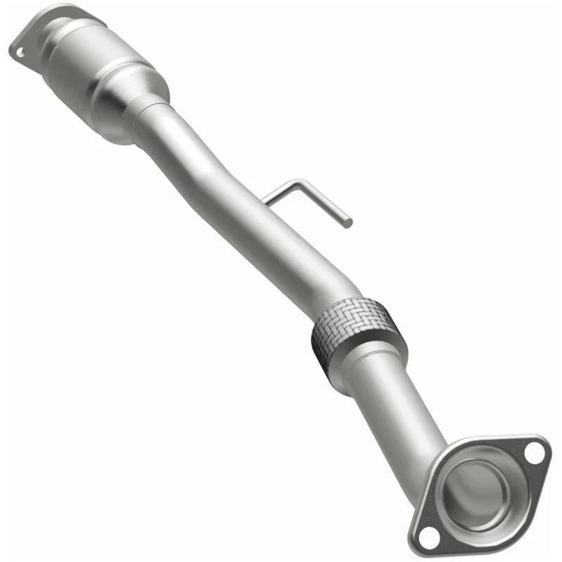 Magnaflow Conv DF 2.5L rear OEM fits 2002-2006 Nissan Altima S - Back View