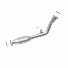 Load image into Gallery viewer, Magnaflow Conv DF 96-00 Toyota 4 Runner 2.7 - Additional View 6